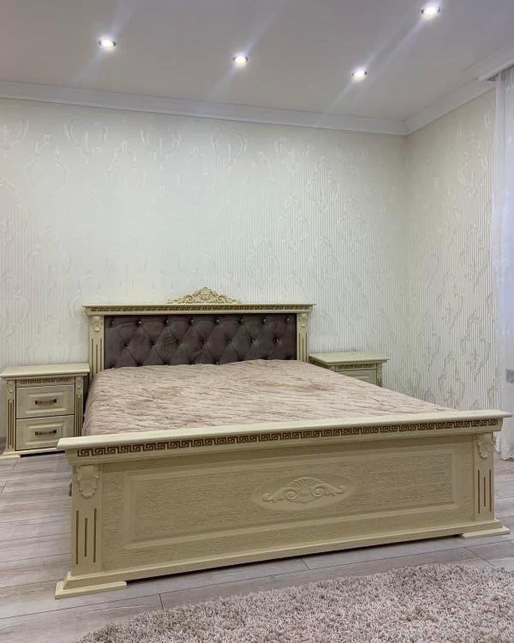 Ліжко із натурального дерева Закарпаття від виробника